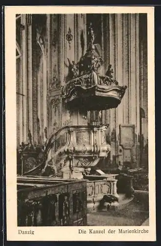 AK Danzig / Gdansk, Kanzel der Marienkirche, Innenansicht