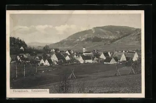 AK Förrenbach, Ortsansicht mit Berghintergrund