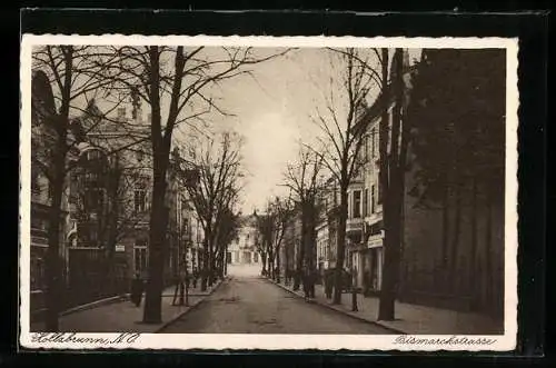 AK Hollabrunn /N.-Ö., Bismarckstrasse mit Geschäften