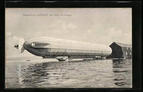 AK Zeppelins Luftschiff vor dem Aufstieg