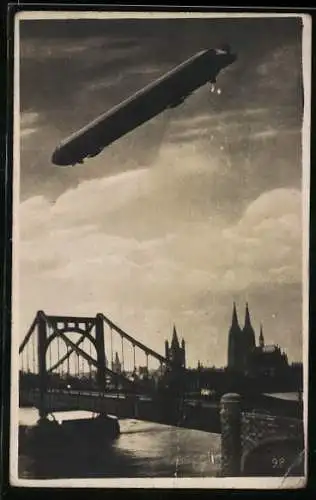 AK Köln, Zeppelin über der Stadt