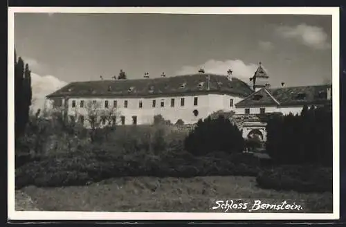 AK Bernstein /Bgld., Blick aufs Schloss