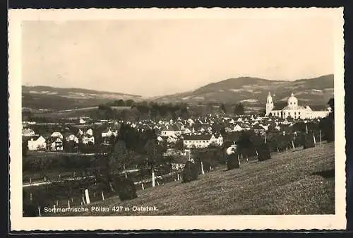 AK Pöllau /Oststmk., Ortsansicht mit Bergen