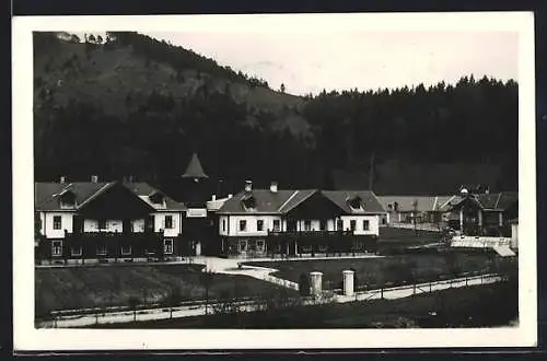 AK Türnitz, Blick auf Pflege und Erholungsheim Auhof