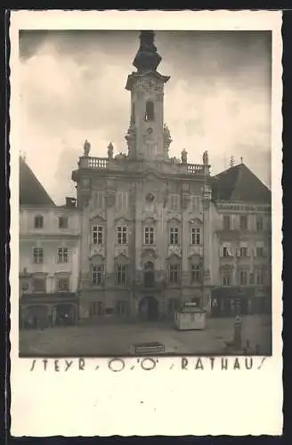 AK Steyr /O. Ö., Vorderansicht vom Rathaus