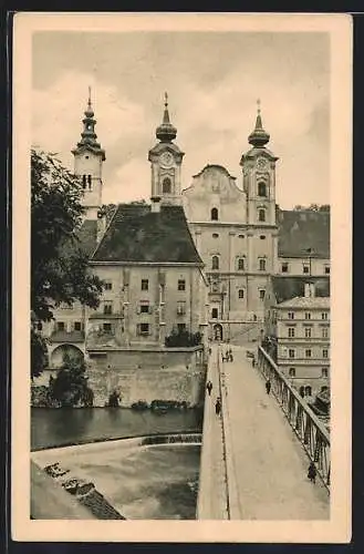 AK Steyr, St. Michaelerkirche mit Ex-Spitalkirche vom Lambergschen Schloss gesehen