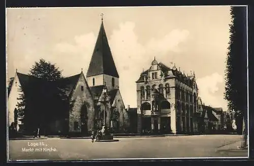 AK Lage i. L., Markt mit Kirche