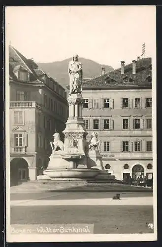 AK Bozen, Am Walterdenkmal