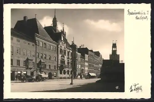 AK Braunau a. I., Hauptplatz mit Gasthof Goldene Kanone