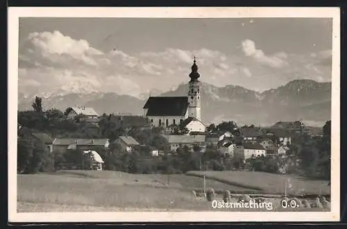 AK Ostermiething /O.-Ö., Ortsansicht mit der Kirche