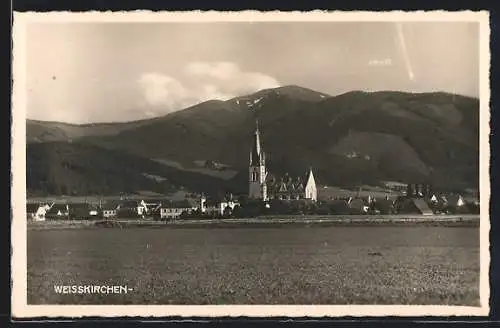 AK Weisskirchen in Steiermark, Ortsansicht mit prominenter Kirche