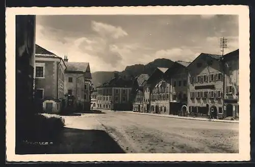 AK Mondsee, Strassenpartie im Ort