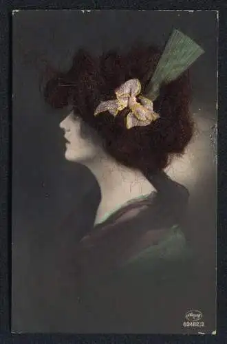 Echt-Haar-AK Schöne Dame im grünen Kleid mit Hochsteckfrisur aus Echthaar und Schleife