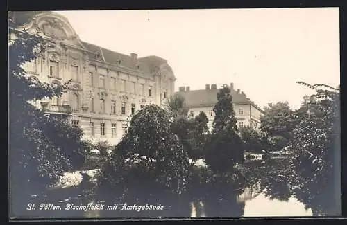 AK St. Pölten /N.-Oe., Bischofteich mit Amtsgebäude