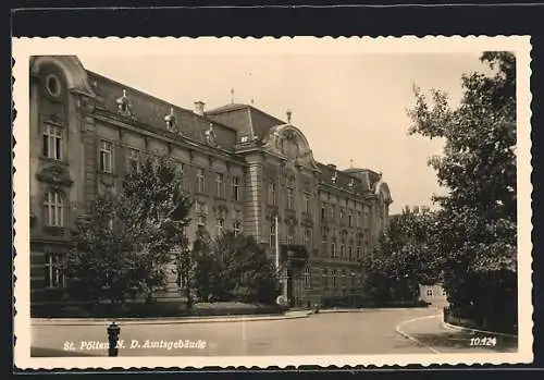 AK St. Pölten, Blick auf das Amtsgebäude