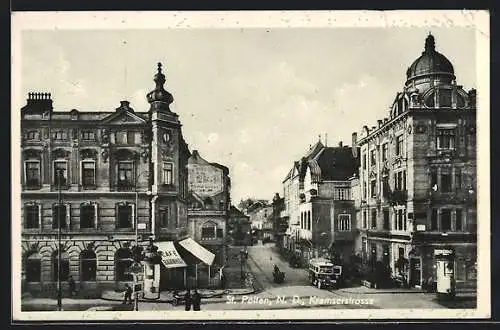 AK St. Pölten /N.-D., Kremserstrasse mit Cafe Bahnhof und Bus