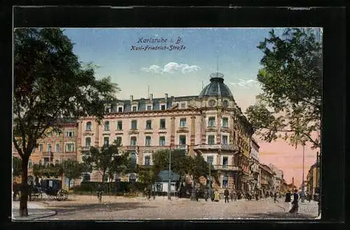 AK Karlsruhe, Karl-Friedrich-Strasse mit Passanten