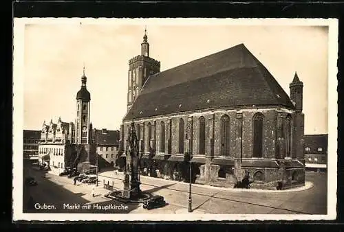 AK Guben, Markt mit Hauptkirche und Denkmal