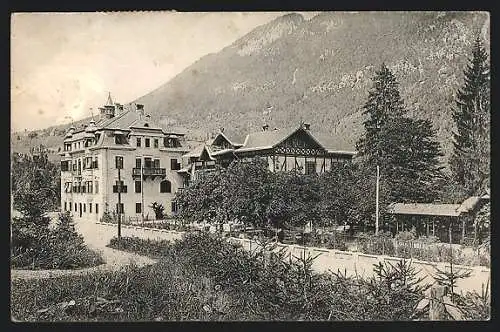 AK Villach, Mittewald, Ortspartie mit Fachwerkhaus