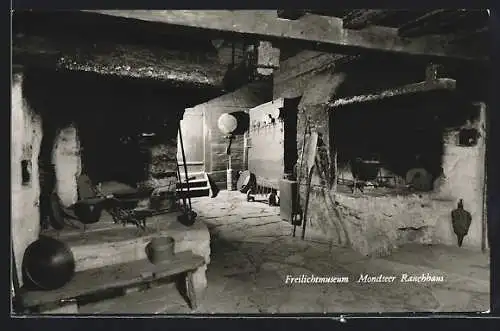 AK Mondsee, Freilichtmuseum Mondseer Rauchhaus, Innenansicht