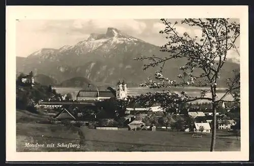 AK Mondsee, Teilansicht mit Kirche und Schafberg