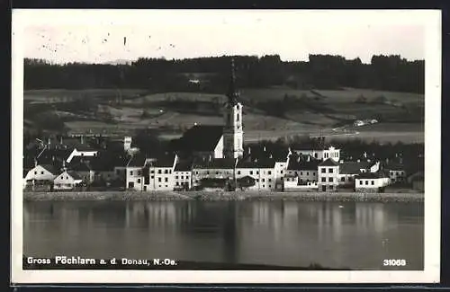 AK Gross-Pöchlarn a. d. Donau, Uferpartie mit Kirche