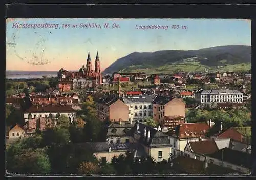 AK Klosterneuburg, Teilansicht mit Kirche und Leopoldsberg