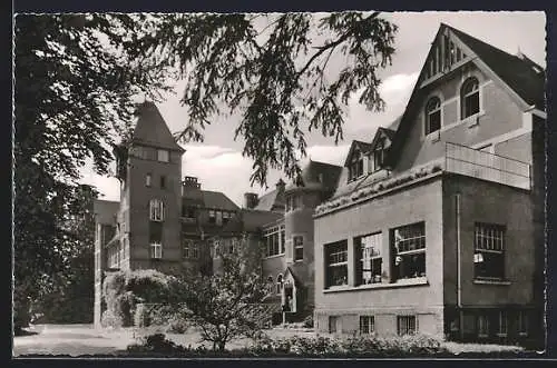 AK Oberursel i. Taunus, Kuranstalt Hohe Mark im Sonnenschein