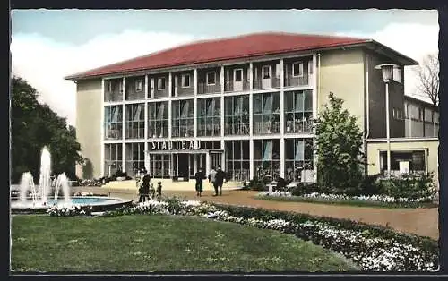 AK Lünen /Lippe, Hallenbad mit Brunnen