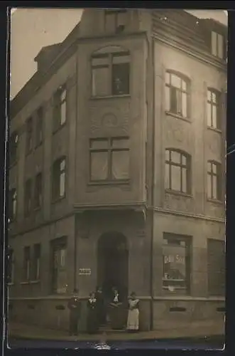 Foto-AK Dellwig /Essen, Maggihaus in der Wertstrasse 27 Ecke Zugstrasse ca. 1920