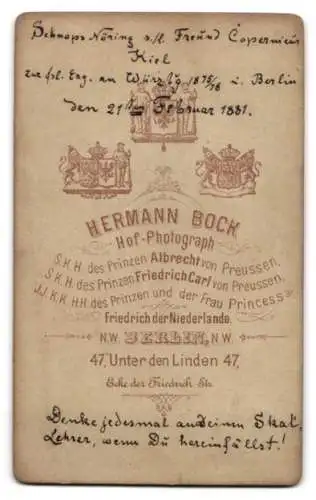 Fotografie Herm. Bock, Berlin, Unter d. Linden 47, Schnaps Nöring im schwarzen Anzug mit Mittelscheitel und gerader Nase