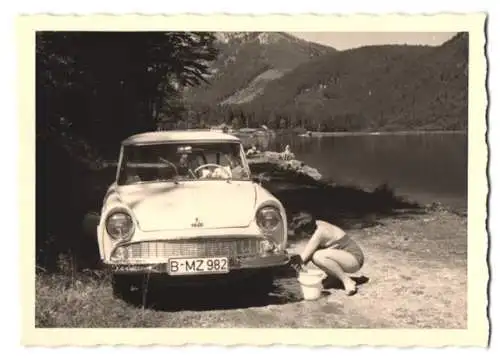 11 Fotografien Auto DKW Junior, Familie aus Berlin macht Camping Urlaub in Österreich am Langbathsee