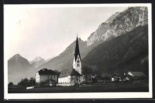 AK Gnadenwald /Tirol, St. Michael mit Kirche