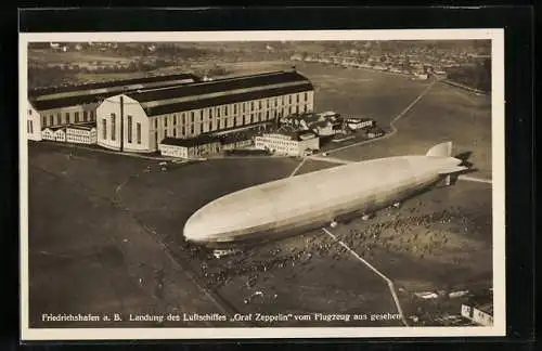 AK Friedrichshafen, Landung des Luftschiffs Graf Zeppelin vom Flugzeug aus gesehen