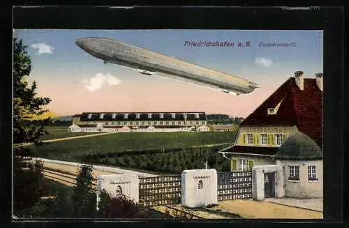 AK Friedrichshafen a. B., Luftschiff über der Zeppelinwerft