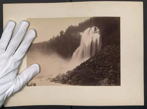 Fotografie Knud Knudsen, Bergen, Ansicht Norwegen / Norge, Wasserfall