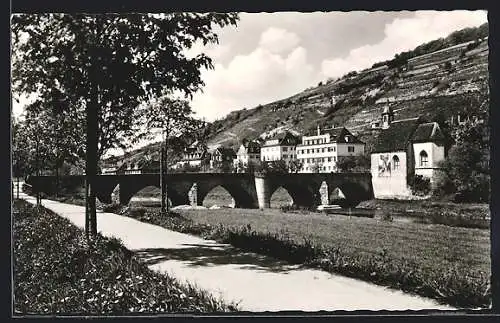 AK Bad Mergentheim /St. Wolfgang, Brücke mit Ortsansicht