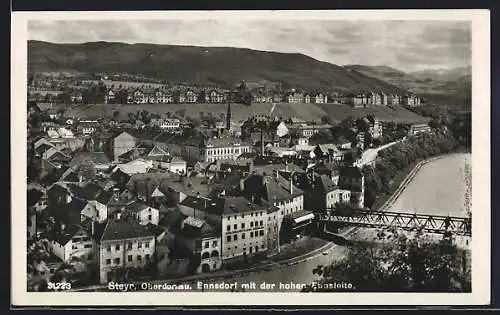 AK Steyr /Oberdonau, Ennsdorf, Ortsansicht mit Brücke u. hoher Ennsleite