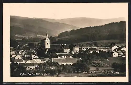 AK Pyhra bei St. Pöllen, Ortsansicht mit der Kirche
