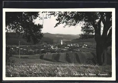 AK Pyhra bei St. Pölten, Gesamtansicht aus der Ferne