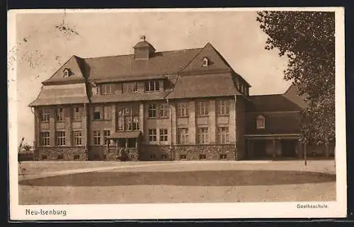 AK Neu-Isenburg, Goetheschule mit Hof