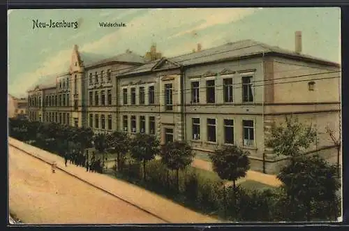 AK Neu-Isenburg, Waldschule mit Strasse u. Anlagen aus der Vogelschau