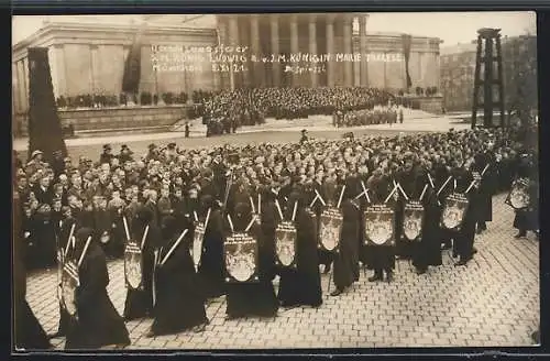 AK München, Beisetzungsfeier für König Ludwig III. am 05.11.1921, Königsplatz