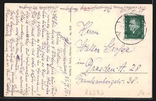 AK Hohenpeissenberg, Ortspartie mit weidenden Kühen, Im Hintergrund Kirche