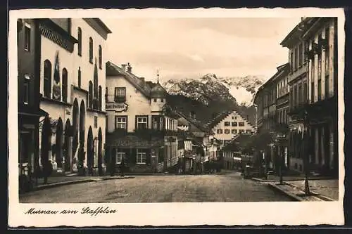 AK Murnau / Staffelsee, Blick in die Hauptstrasse