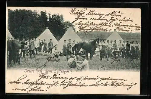AK Soldaten mit Pferd im Zeltlager, 1. Weltkrieg