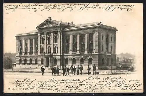 AK Bern, Kinder vor dem Archivgebäude