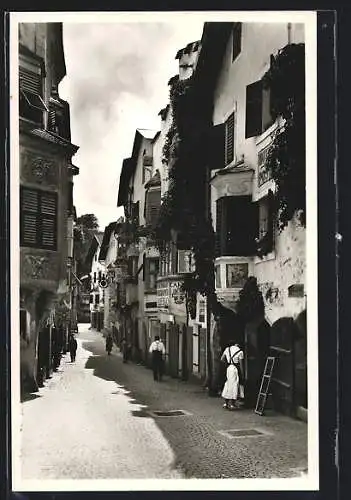 AK Klausen, Strasse mit Albergo-Cafe Nussbaumer