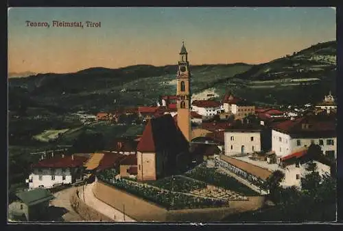 AK Tesero /Fleimstal, Ortsansicht mit hohem Kirchturm