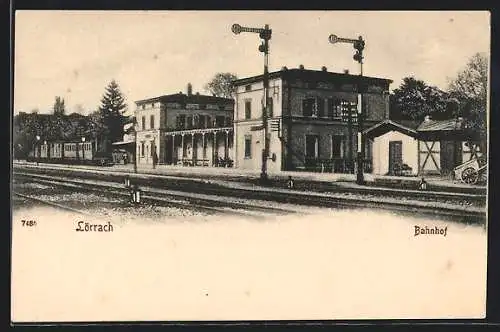 AK Lörrach, Bahnhof mit Bahnsteig und Schienen